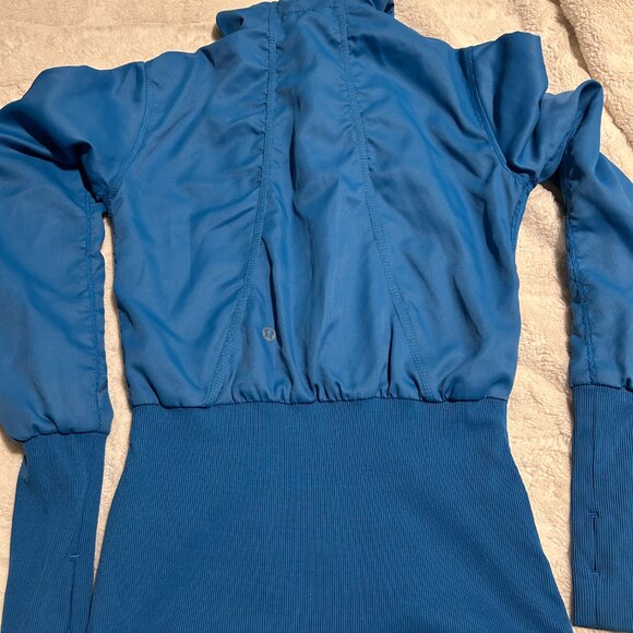 Lululemon Dance Studio Jacket Size 10 - Picture 2 of 2